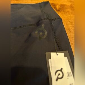 NWT Peleton Edurance Light Lace Legging